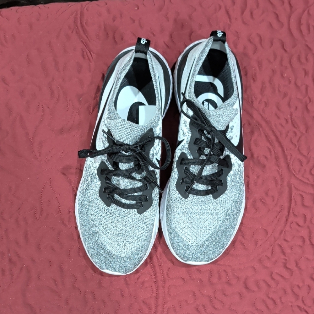 Nike Epic React Flynit Oreo Running Shoes Mens 10.5 - Picture 2 of 8